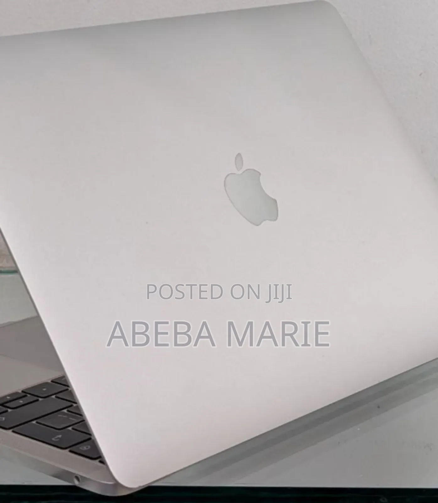 New Laptop Apple MacBook Pro 2017 8GB Intel Core I5 SSD 256GB