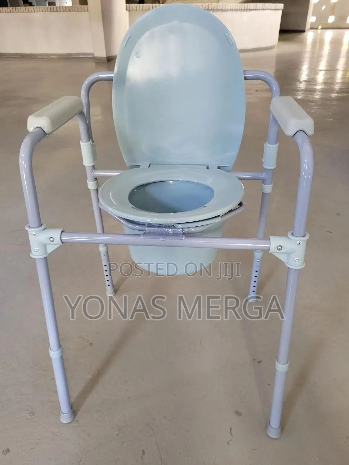Probasics 3-in-1ㄡ፩commode Chair፮棺self-Contained Commode