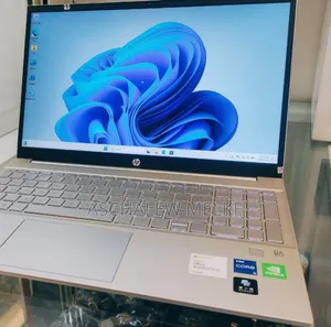 Photo - New Laptop HP Pavilion 15 16GB Intel Core I5 SSD 512GB