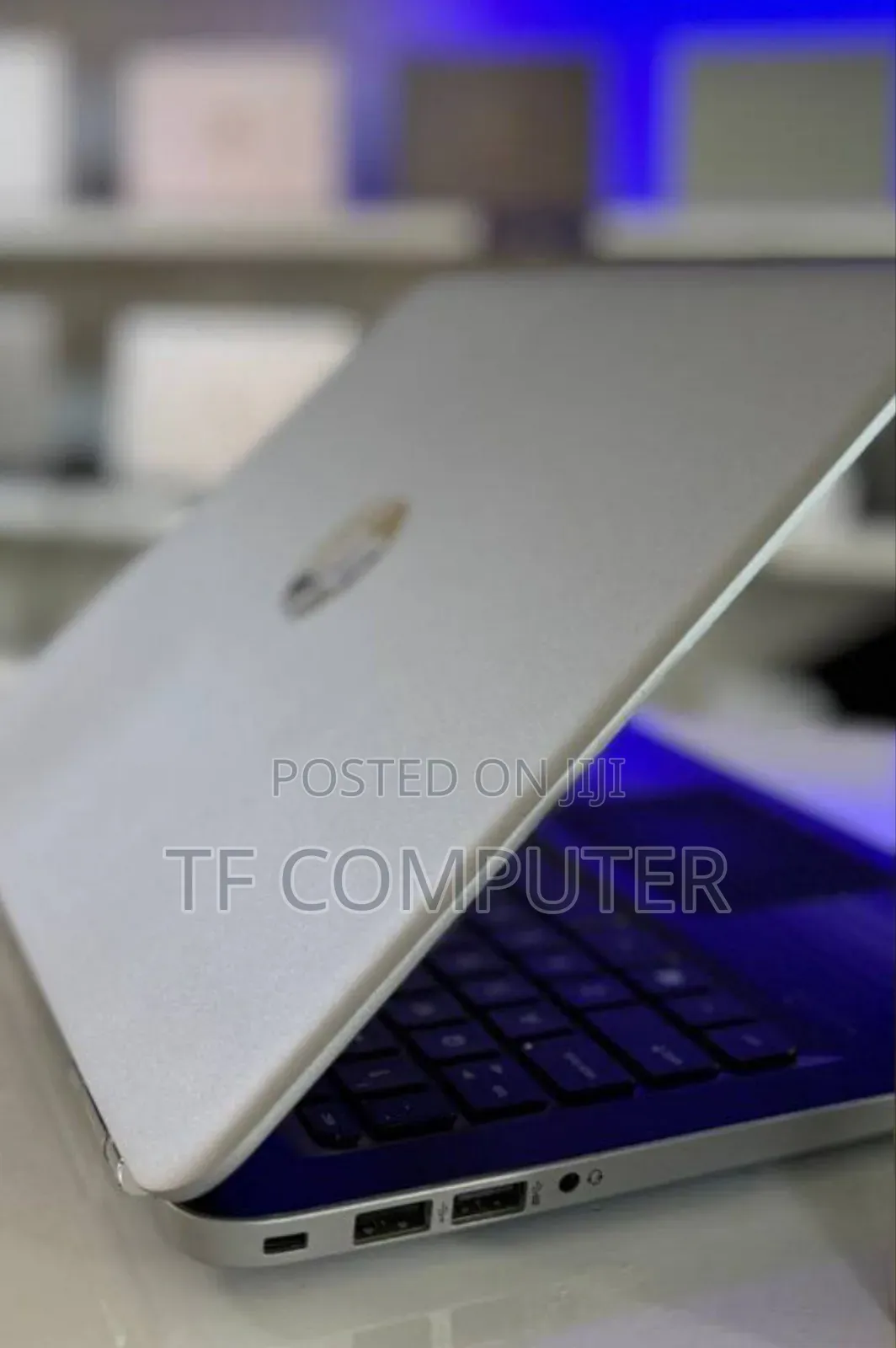 New Laptop HP Pavilion 15 8GB Intel Core I5 SSD 320GB