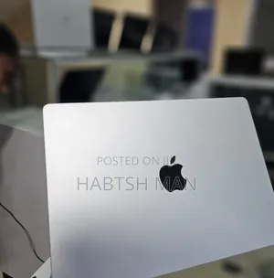 New Apple MacBook Pro 2023 M3 14-Inch 8GB Intel Core M3 SSD 512GB