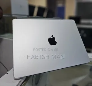 New Apple MacBook Pro 2023 M3 14-Inch 8GB Intel Core M3 SSD 512GB