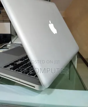 New Laptop Apple MacBook Pro 2012 4GB Intel Core I5 HDD 500GB