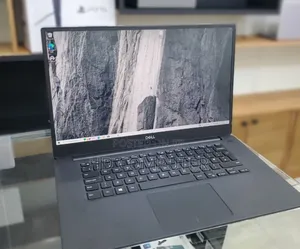 Photo - New Laptop Dell Inspiron 14 5540 32GB Intel Core I7 SSD 512GB