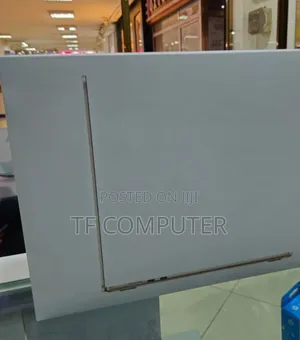 New Laptop Apple MacBook Air 2023 M2 8GB Apple M2 SSD 256GB