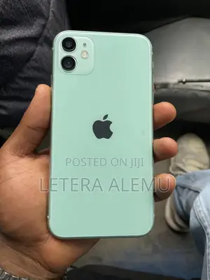 Photo - Apple iPhone 11 128 GB Green