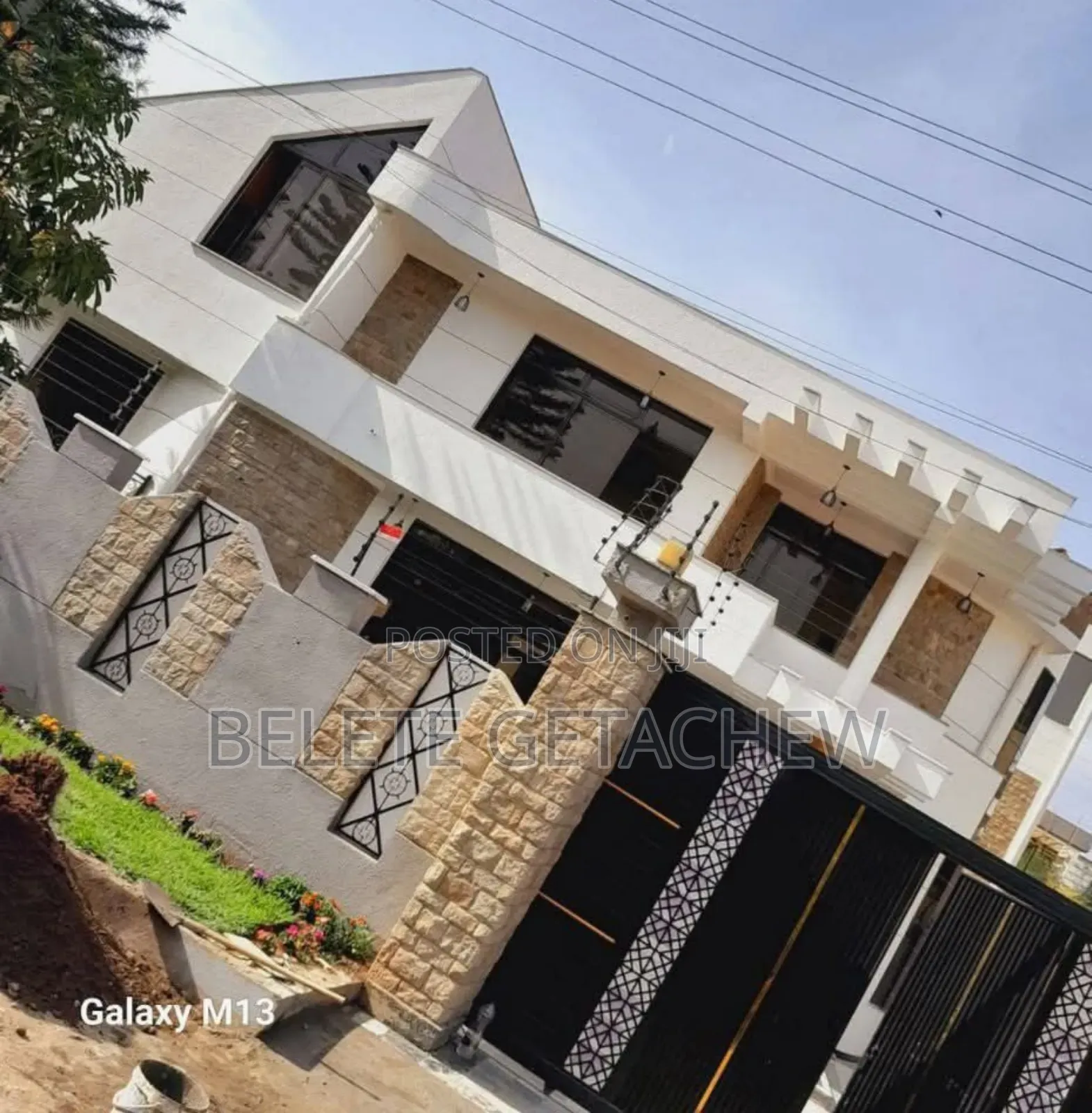 8bdrm House in Ayat Zone, G+1, Bole for sale