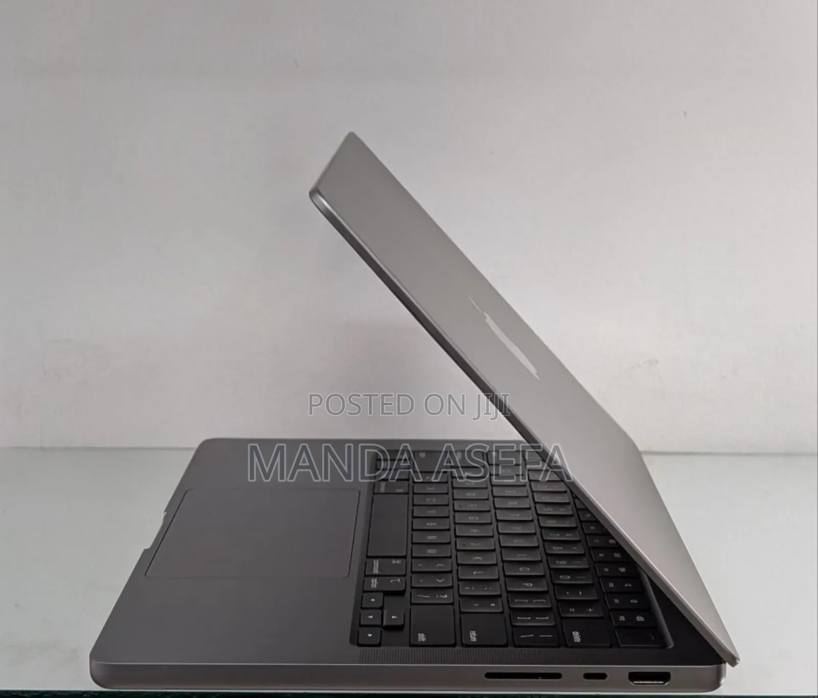 New Laptop Apple MacBook Pro M1 16GB Apple M1 SSD 512GB