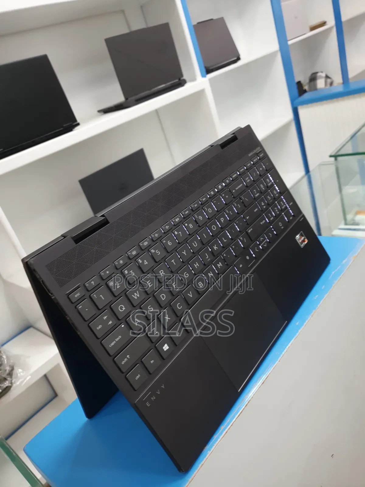 New Laptop HP Envy Pro 16GB AMD Ryzen 7 SSD 512GB