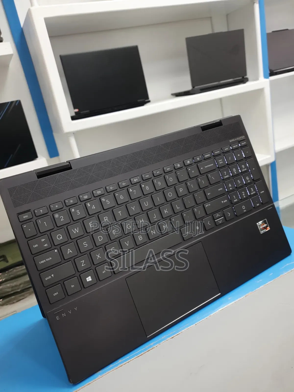 New Laptop HP Envy Pro 16GB AMD Ryzen 7 SSD 512GB