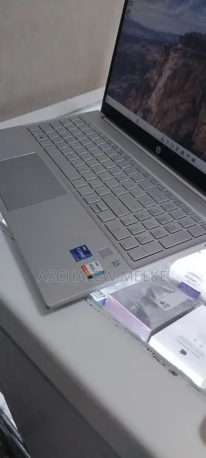 New Laptop HP Pavilion 15 16GB Intel Core I7 SSD 512GB