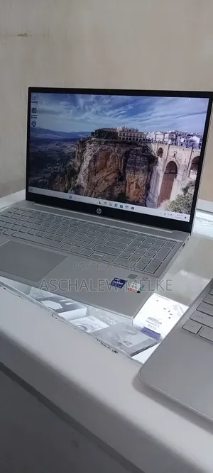 New Laptop HP Pavilion 15 16GB Intel Core I7 SSD 512GB