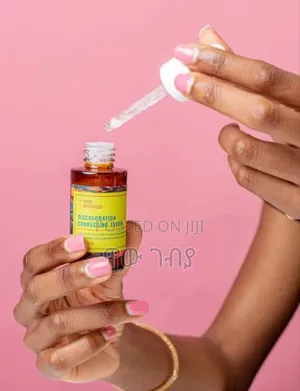 Good Molecules Discoloration Correcting Serum -