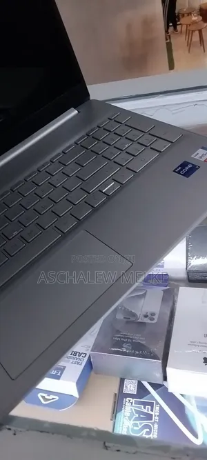 Photo - New Laptop HP Stream Notebook 16GB Intel Core I7 SSD 1T