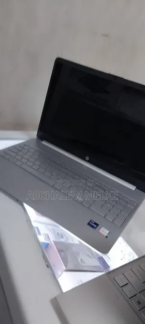 New Laptop HP Stream Notebook 16GB Intel Core I7 SSD 1T