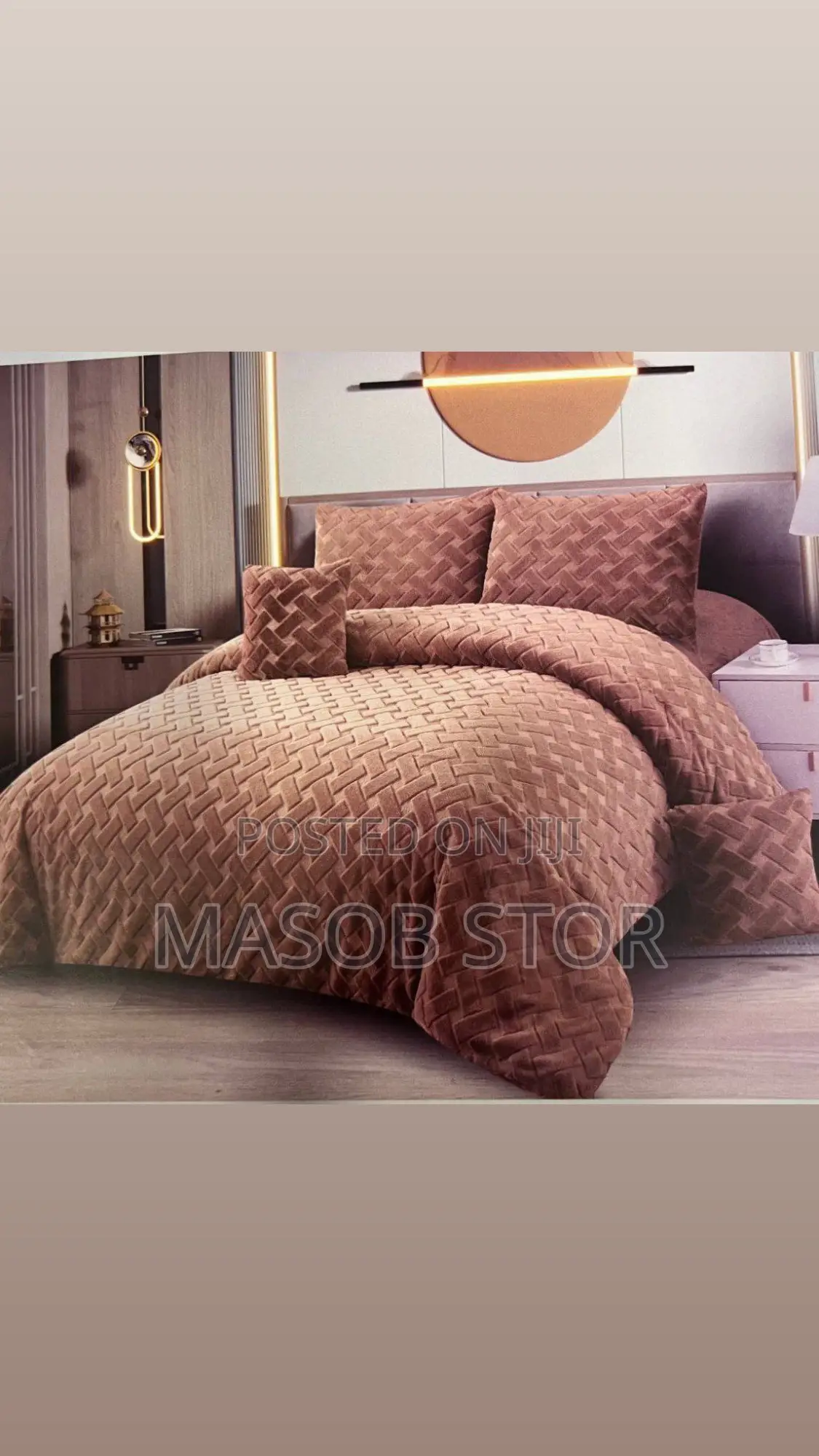 Seven (7) PCS Comforter Set / በጣም ውበት ያለው እና ሙቀት የሚፈጥር ኮምፈርት