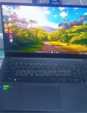 Photo - New Laptop Asus VivoBook 15 X505BA 16GB Intel Core Ultra 7 SSD 1T