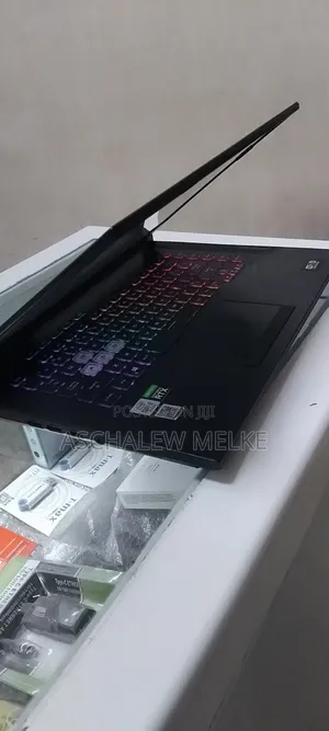 Photo - New Laptop Asus ROG Strix G15 G512 16GB Intel Core I7 SSD 1T