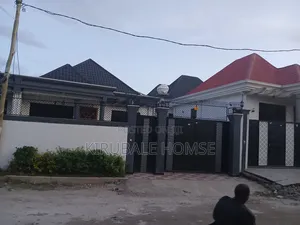 5bdrm Villa in Bole for rent