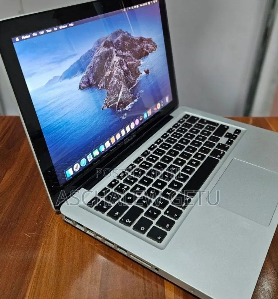New Laptop Apple MacBook Air 2020 M1 8GB Intel Core I7 SSD 500GB