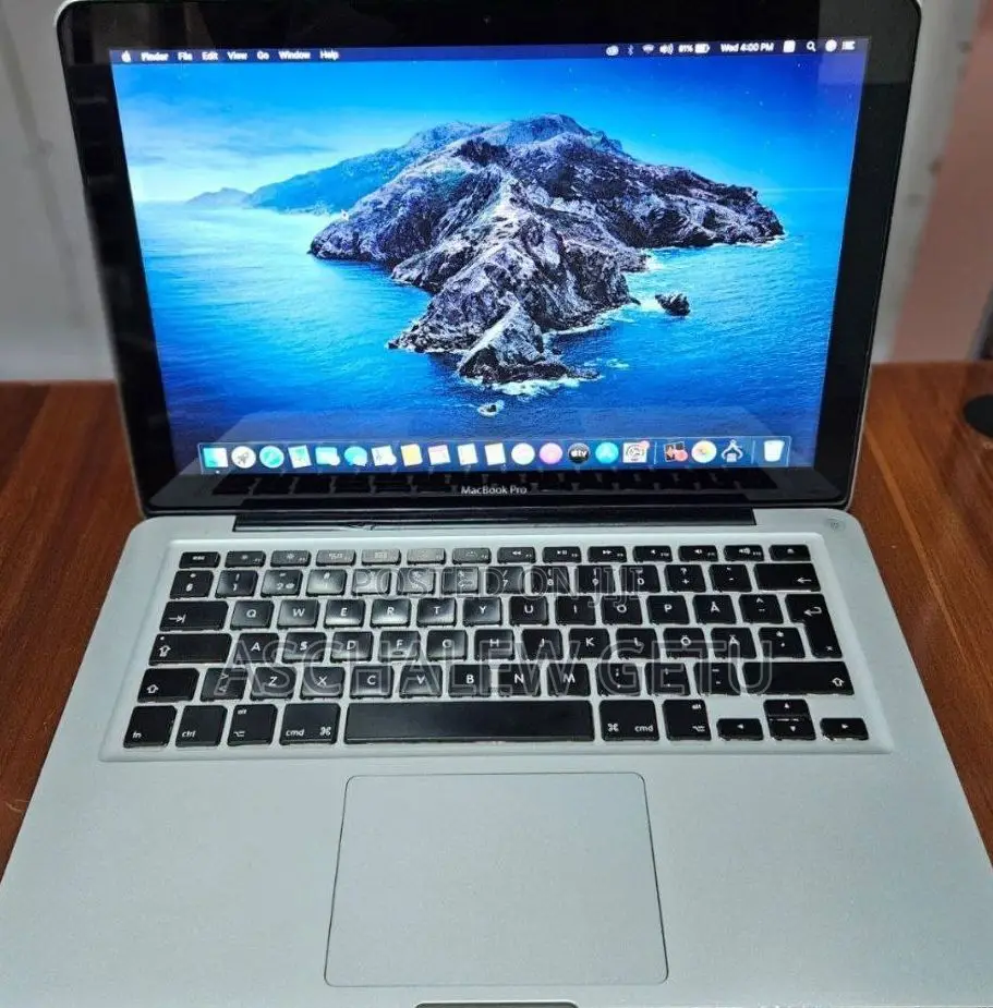New Laptop Apple MacBook Air 2020 M1 8GB Intel Core I7 SSD 500GB