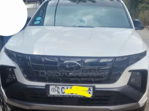 Photo - Hyundai Tucson N Line 2023 Ivory