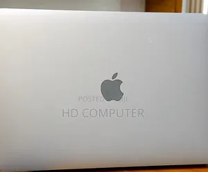 New Laptop Apple MacBook Pro 2022 M2 8GB Apple M2 SSD 256GB