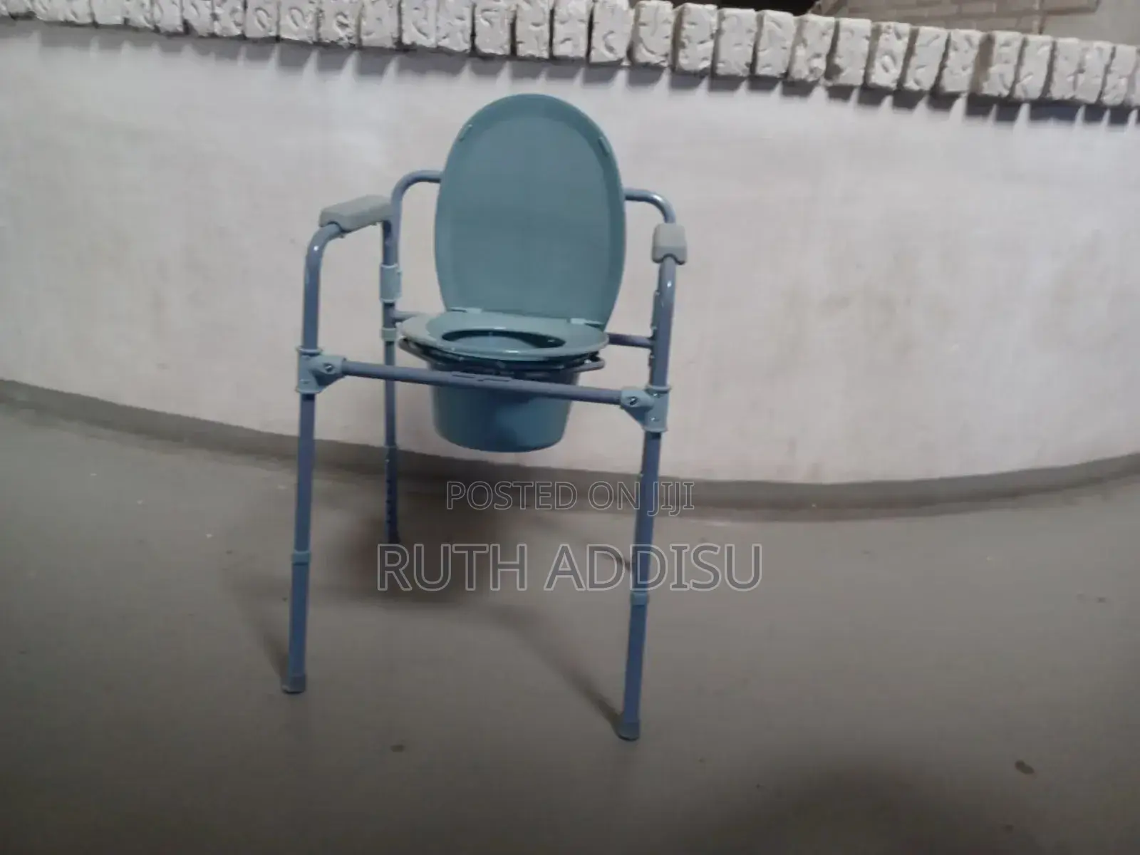 Commode Chair Medical