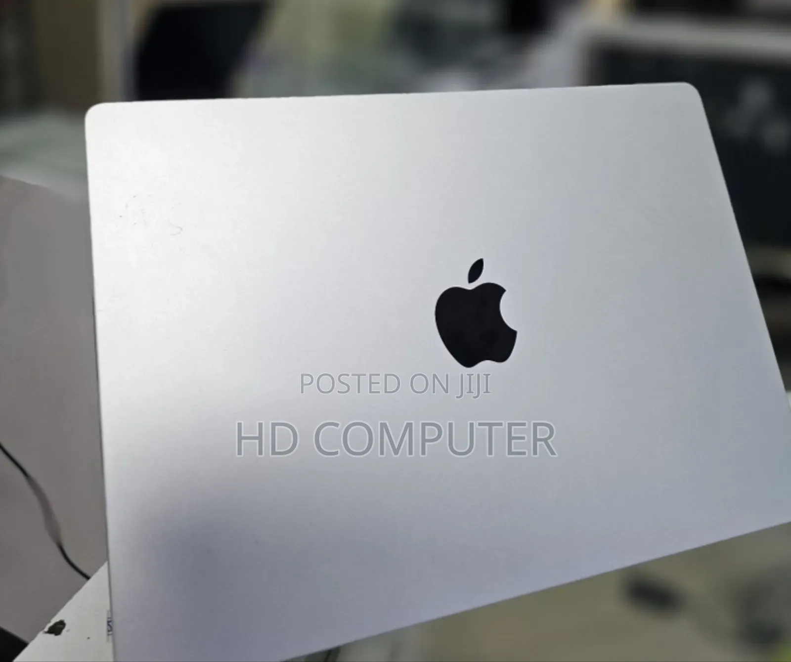 New Apple MacBook Pro 2023 M3 Max 14-Inch 8GB Apple M3 Pro SSD 512GB