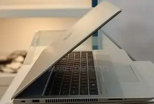 New Laptop HP 8GB AMD Ryzen 5 SSD 512GB