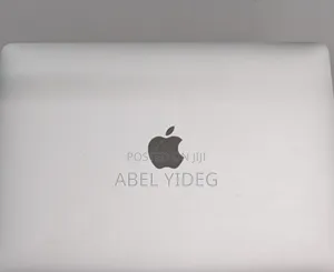 New Laptop Apple MacBook Pro 2017 8GB Intel Core I5 SSD 256GB