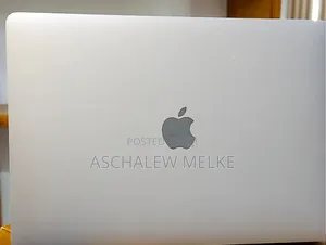 New Laptop Apple MacBook Pro 2022 M2 8GB Apple M2 SSD 256GB