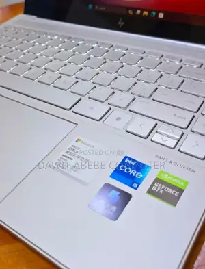 New Laptop HP Envy X360 16GB Intel Core I5 SSD 512GB