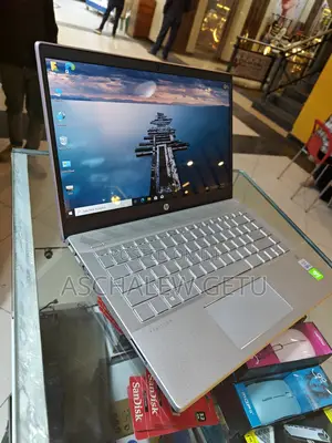 New Laptop HP EliteBook 840 G5 16GB Intel Core I5 SSD 512GB