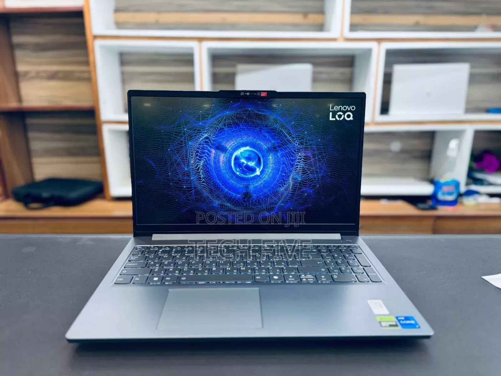 New Laptop Lenovo LOQ 15ARP9 16GB Intel Core I7 SSD 1T