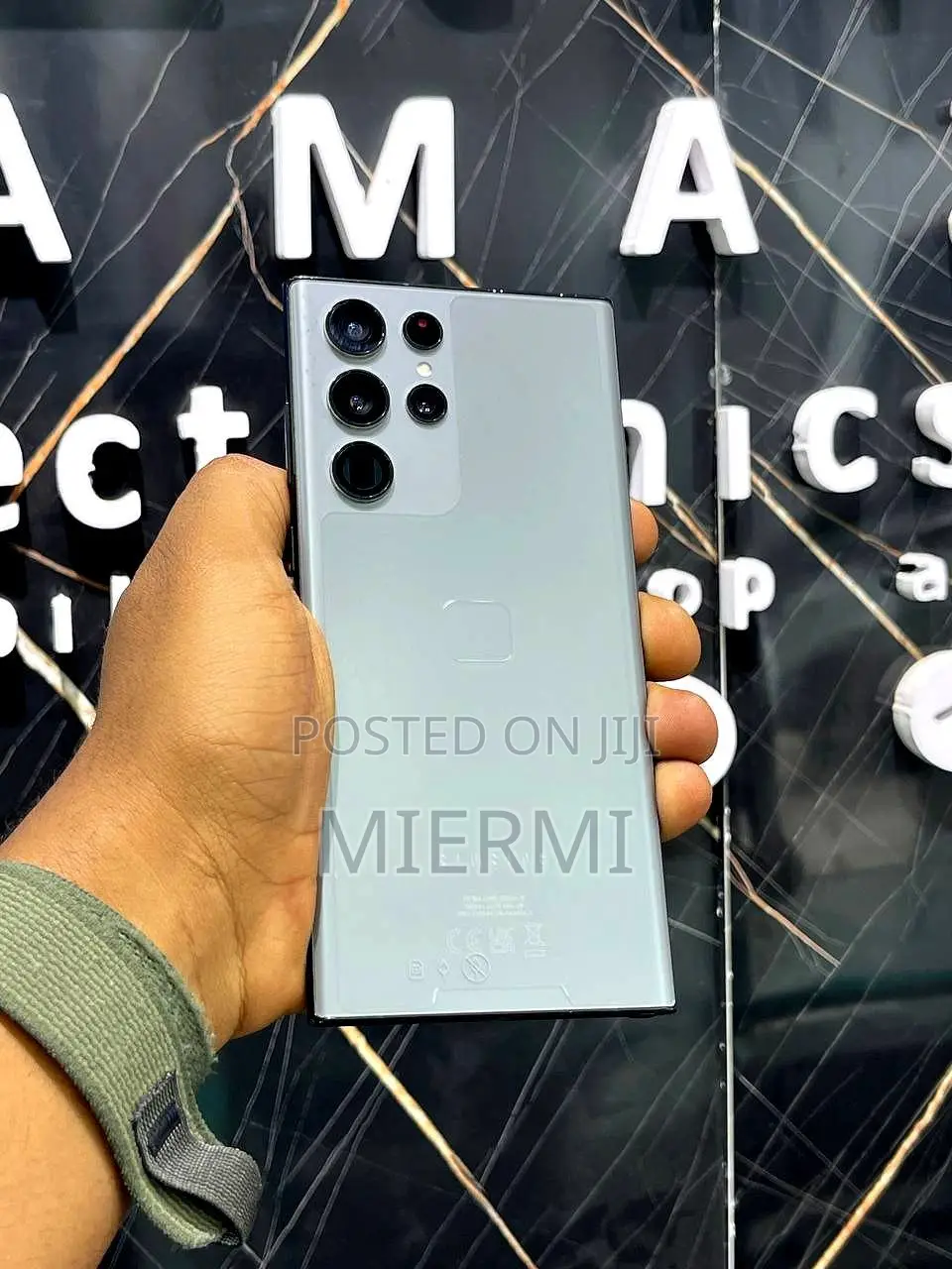 New Samsung Galaxy S22 Ultra 5G 256 GB