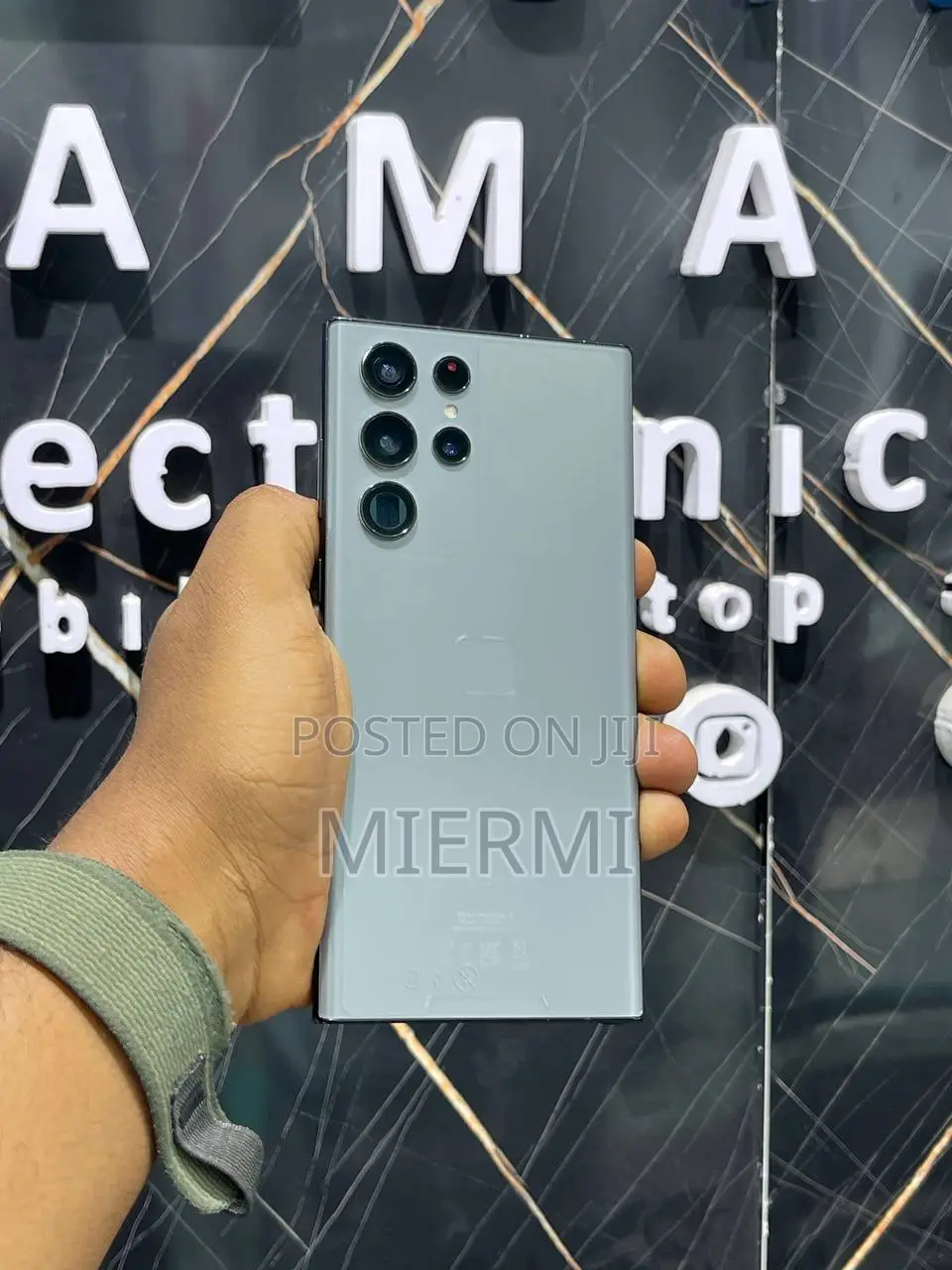 New Samsung Galaxy S22 Ultra 5G 256 GB