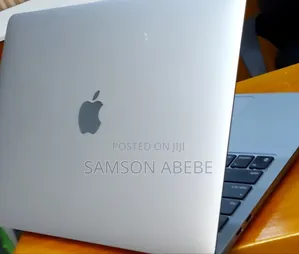 New Laptop Apple MacBook Air 2022 M2 8GB Apple M2 SSD 256GB