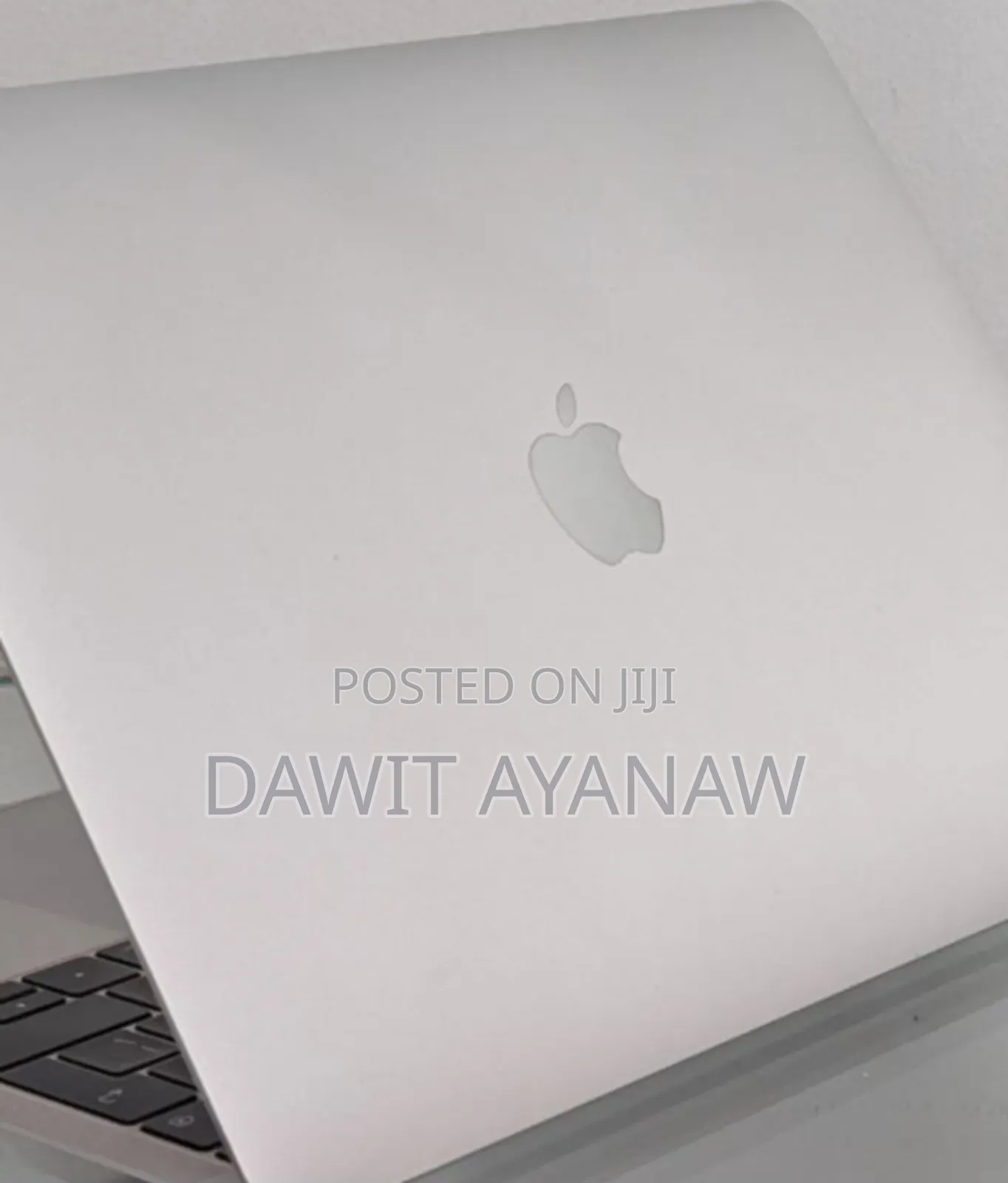 New Laptop Apple MacBook Pro 2017 8GB Intel Core I5 SSD 256GB