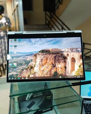 New Laptop HP EliteBook 830 G8 32GB Intel Core I7 SSD 512GB