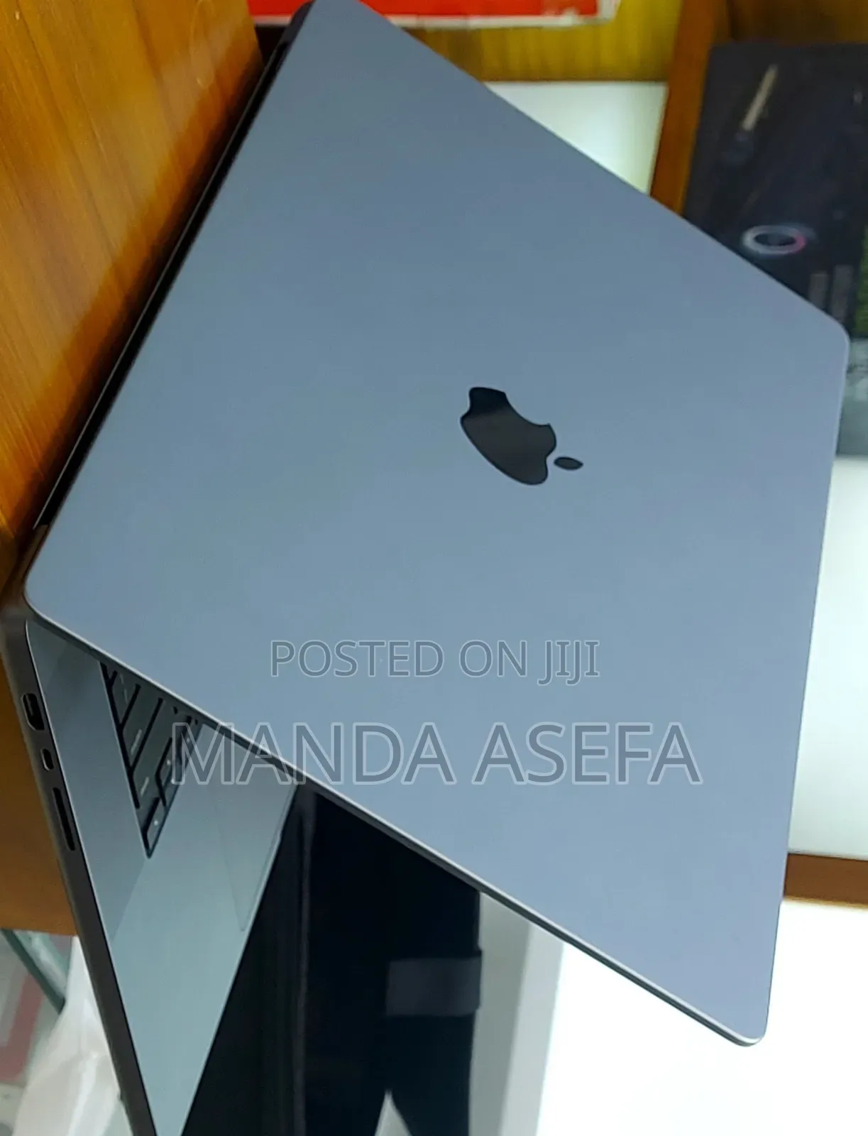New Laptop Apple MacBook Pro M1 16GB Apple M1 SSD 1T