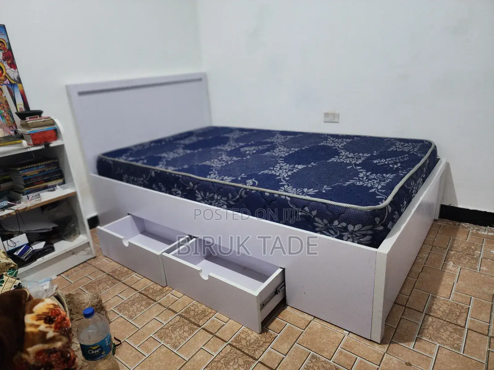 120cm White Bed With 2 Drawer