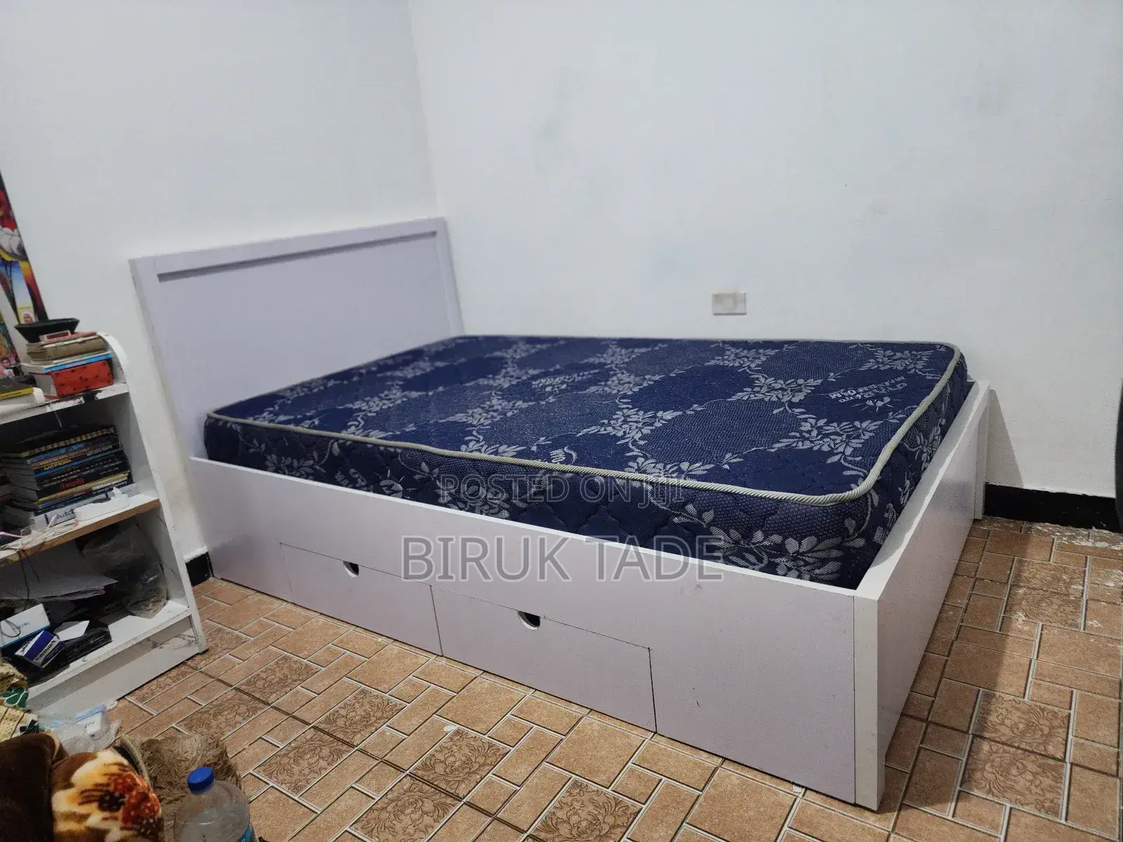 120cm White Bed With 2 Drawer