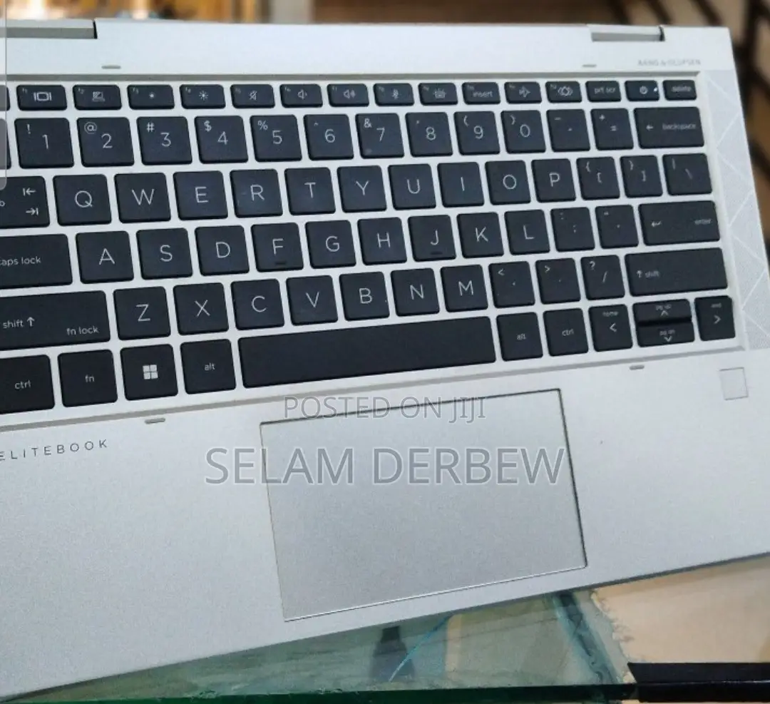 New Laptop HP EliteBook 830 G8 32GB Intel Core I7 SSD 512GB