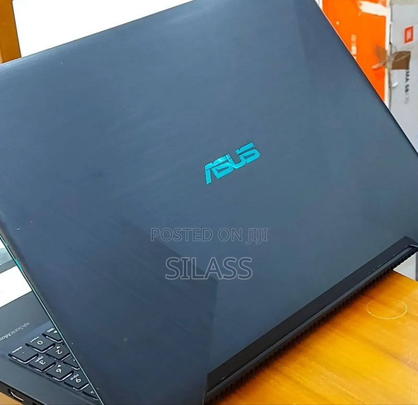 New Laptop Asus VivoBook 15 X505BA 16GB Intel Core I7 SSD 1T