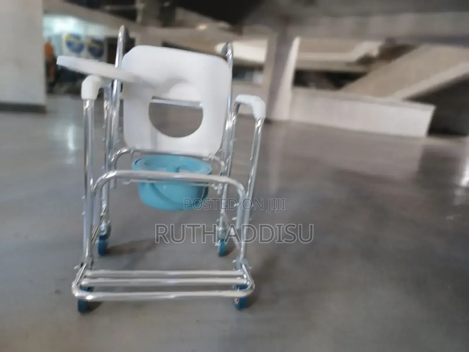 Commkde Wheel Chair43mini Wheel Chair4commode Chair Best