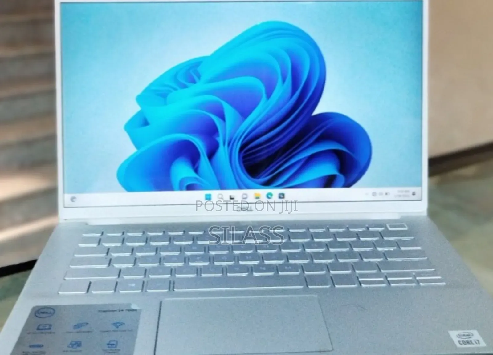 New Laptop Dell Inspiron 14 8GB Intel Core I7 SSD 512GB