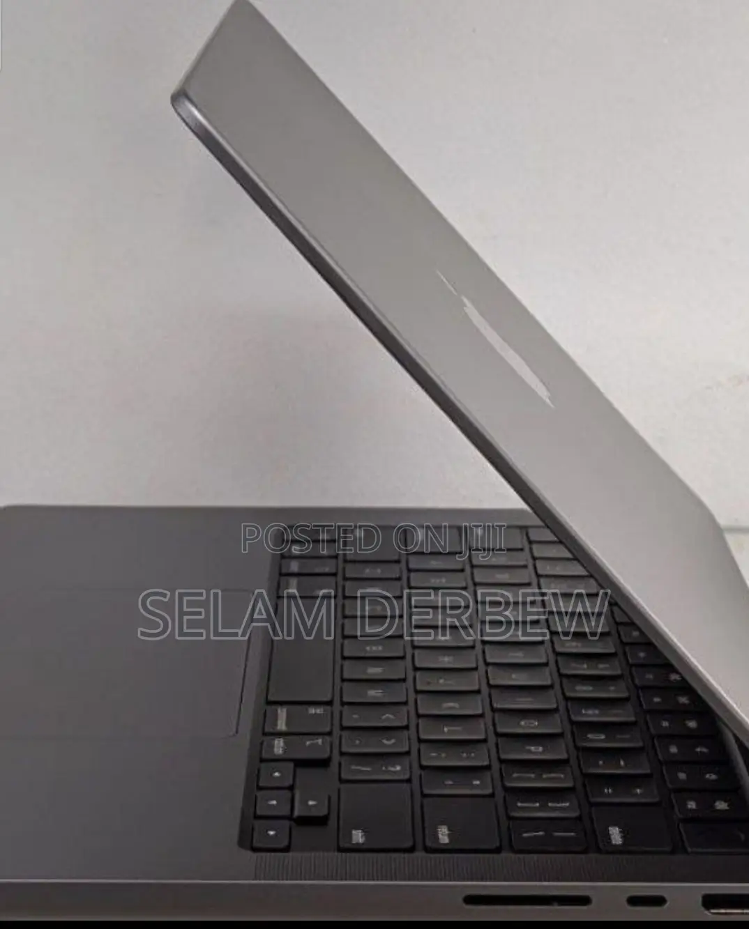 New Laptop Apple MacBook Pro M1 16GB Apple M1 SSD 512GB