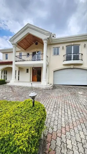 Photo - Furnished 6bdrm House in Ccd Real State, Oromia-Finfinne for sale