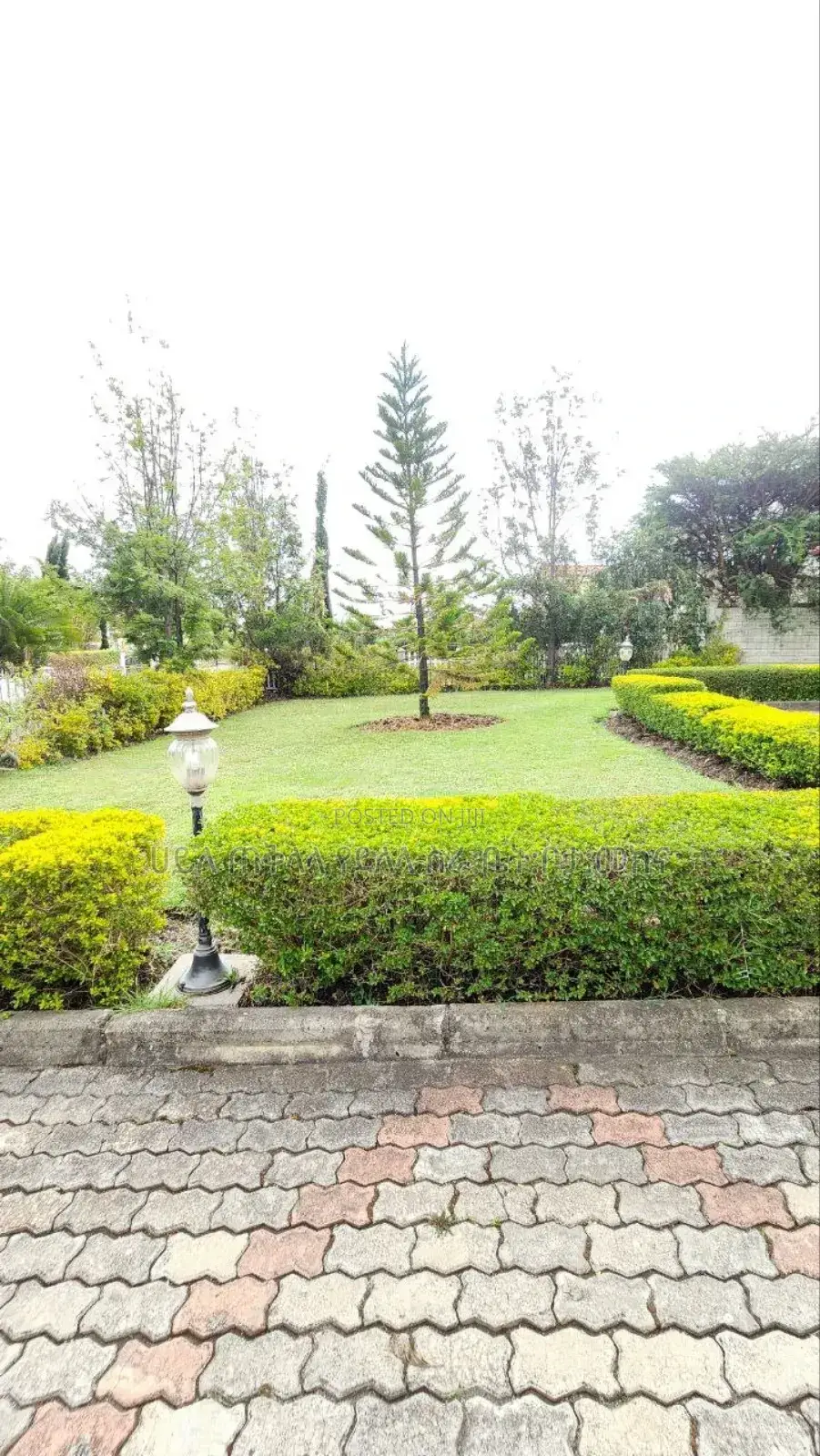 Furnished 6bdrm House in Ccd Real State, Oromia-Finfinne for sale